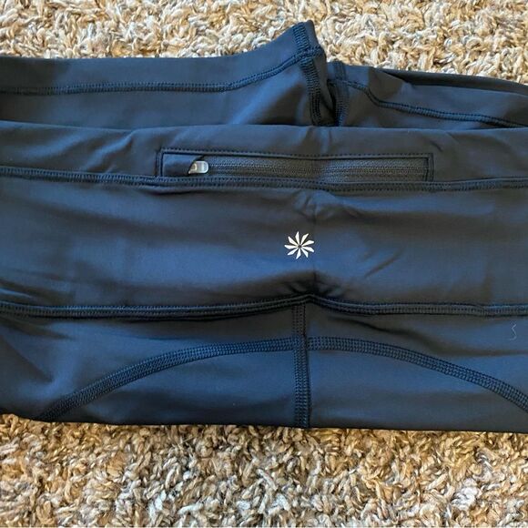 Athleta Accelerate Shortie  - Picture 7 of 12